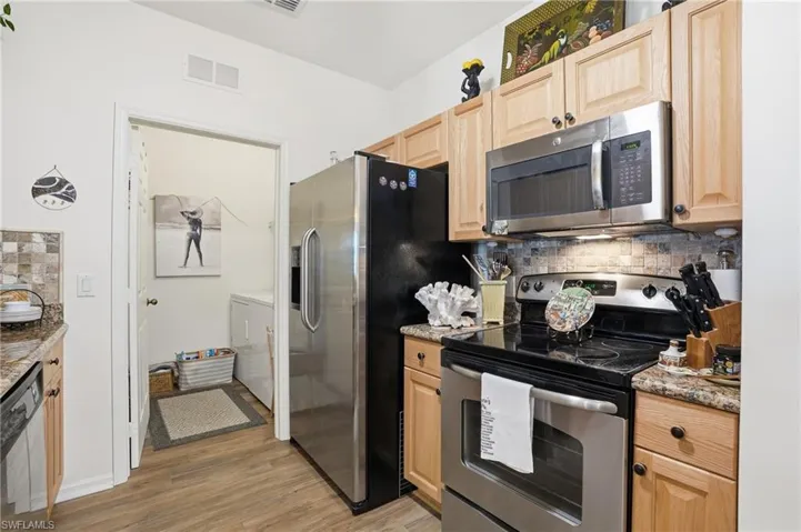 1794 Concordia Lake Cir 2607, Cape Coral, Florida 33909