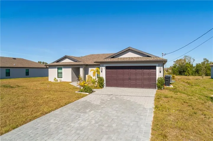 839 Yellowbird Dr, Fort Myers, Florida 33913