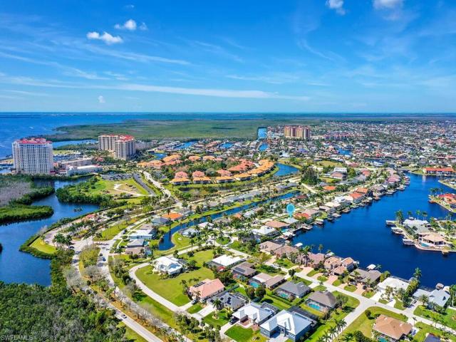 1053 SW 57th ST, CAPE CORAL FL 33914