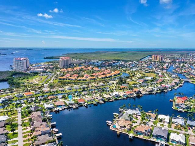 1053 SW 57th ST, CAPE CORAL FL 33914
