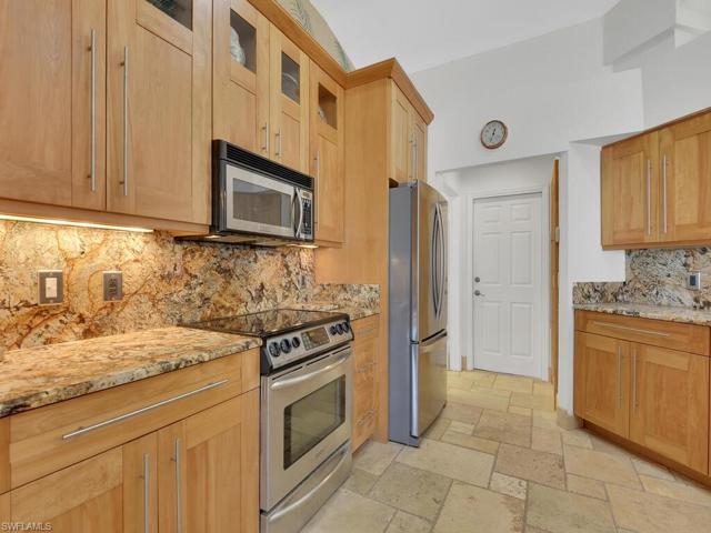 1053 SW 57th ST, CAPE CORAL FL 33914