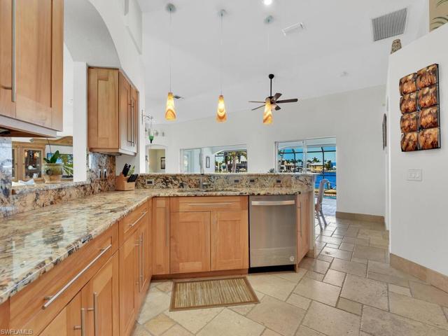 1053 SW 57th ST, CAPE CORAL FL 33914