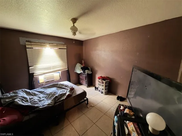 120 & 122 Ichabod Ave, Lehigh Acres, Florida 33973