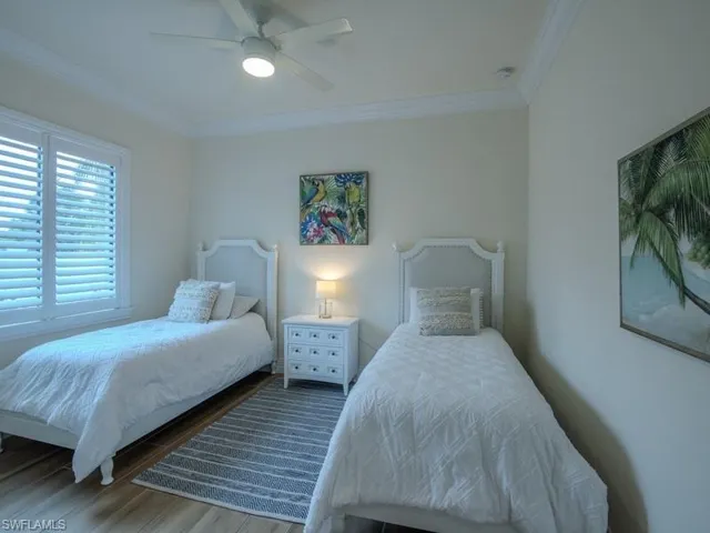 631 100th Ave N, Naples, Florida 34108