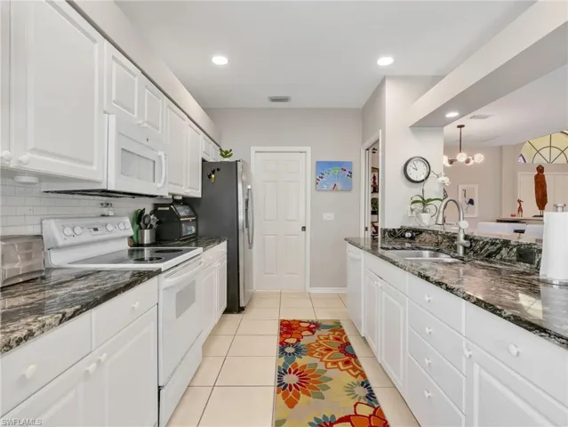 11163 Longshore Way E, Naples, Florida 34119