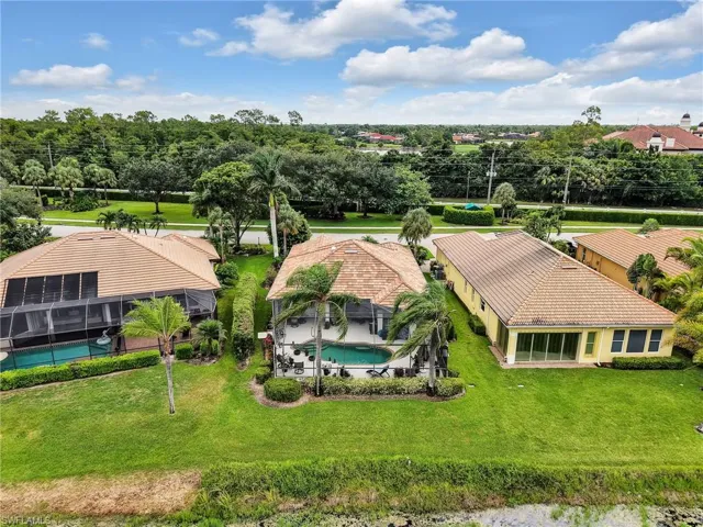 11163 Longshore Way E, Naples, Florida 34119