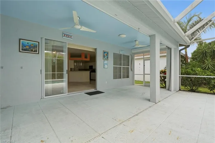 295 Stanhope Cir, Naples, Florida 34104