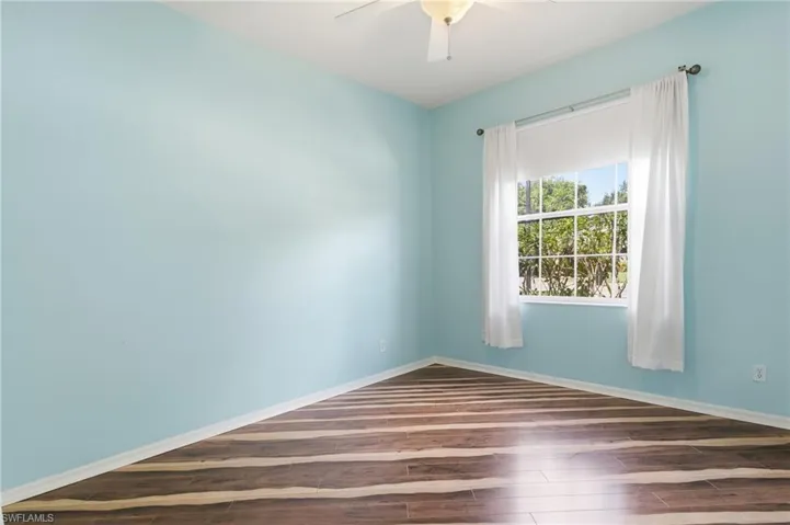 295 Stanhope Cir, Naples, Florida 34104