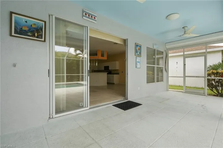 295 Stanhope Cir, Naples, Florida 34104