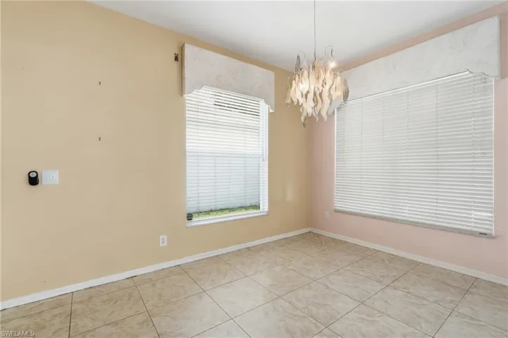 295 Stanhope Cir, Naples, Florida 34104