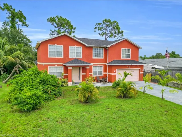5562 Benton St, Lehigh Acres, Florida 33971