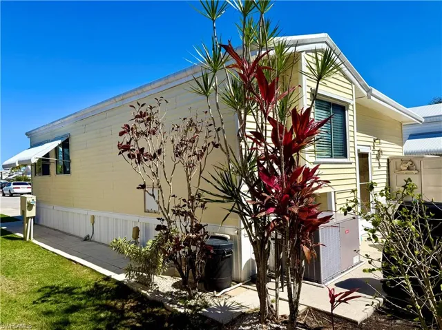 73  Vanda Sanctuary  , Naples, FL 34114