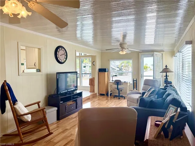 73  Vanda Sanctuary  , Naples, FL 34114