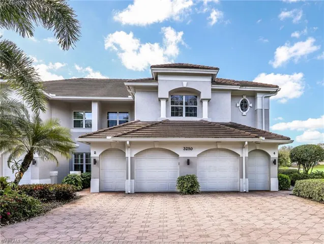 3250  Hamlet  DR, Naples, FL 34105
