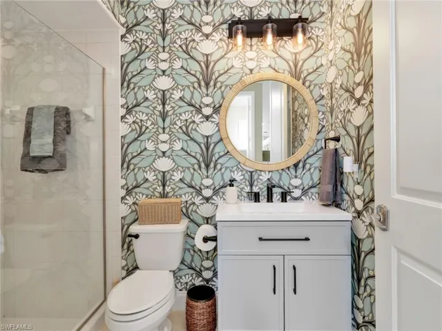 3250  Hamlet  DR, Naples, FL 34105