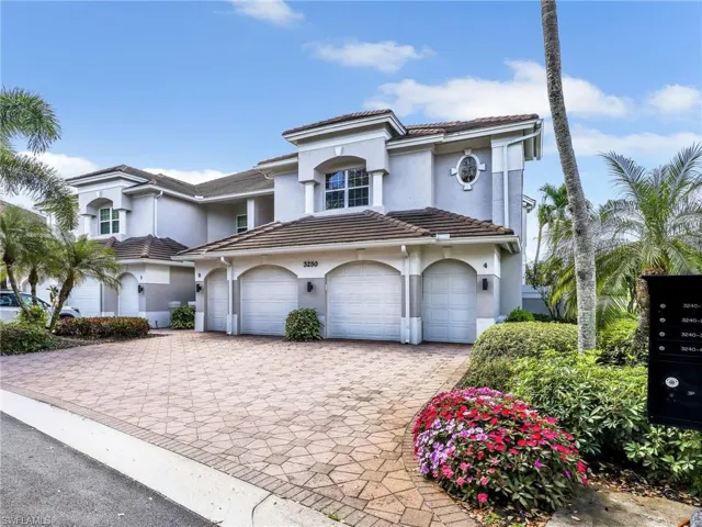 3250  Hamlet  DR, Naples, FL 34105