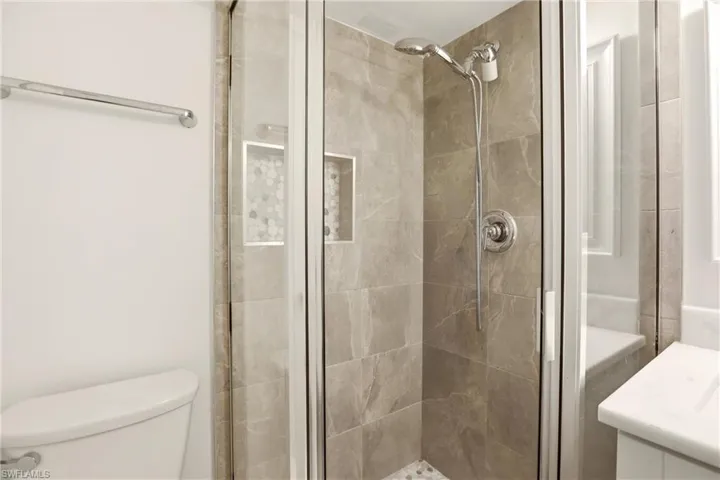 1450 Green Valley Cir 502, Naples, Florida 34104