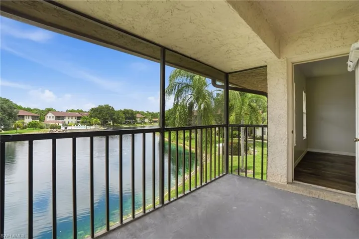 5323 Treetops Dr T203, Naples, Florida 34113