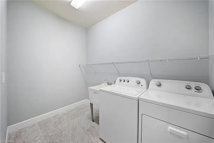3685 E Hampton Cir, Alva, Florida 33920