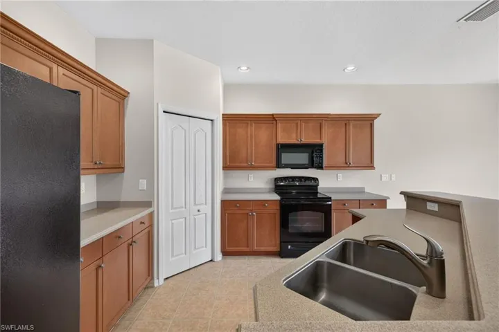 12755 Stone Tower Loop, Fort Myers, Florida 33913