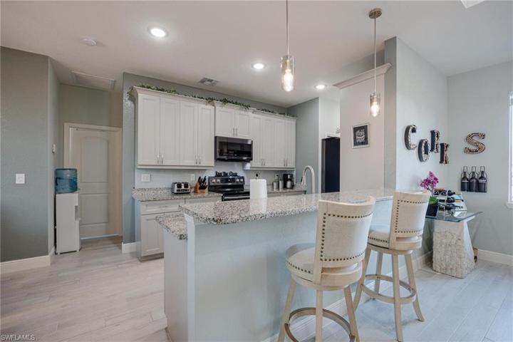 Breakfast Bar