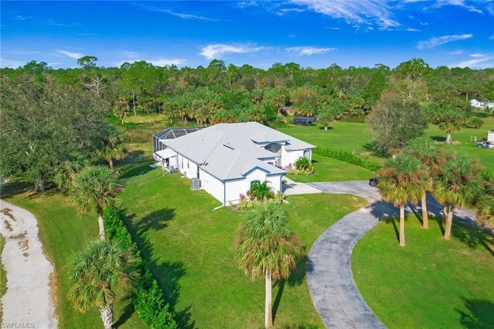531  21st SW ST, Naples, FL 34117