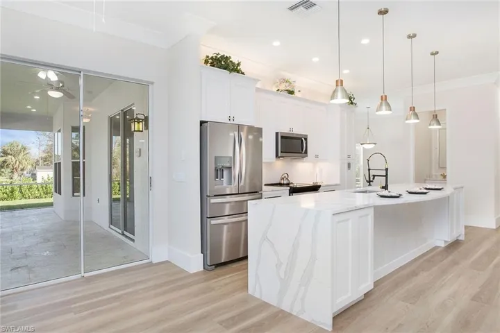 531  21st SW ST, Naples, FL 34117