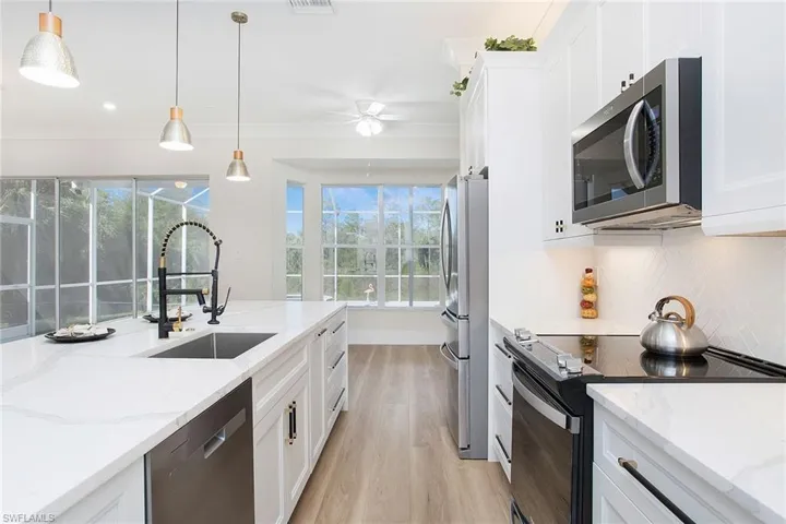 531  21st SW ST, Naples, FL 34117