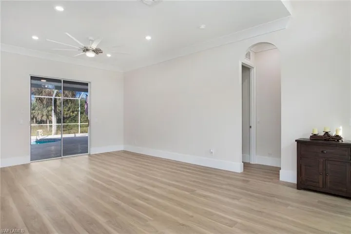 531  21st SW ST, Naples, FL 34117