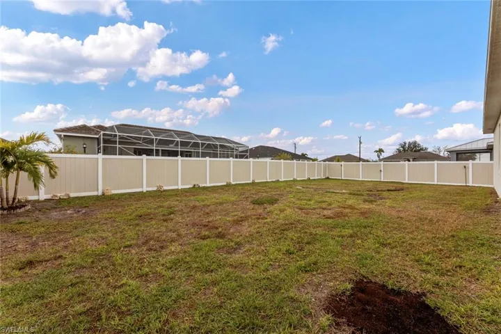 1306 Embers Pkwy W, Cape Coral Fl 33993
