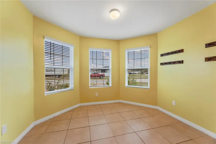 1306 Embers Pkwy W, Cape Coral Fl 33993