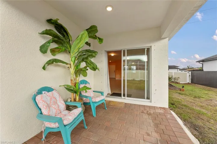 1306 Embers Pkwy W, Cape Coral Fl 33993