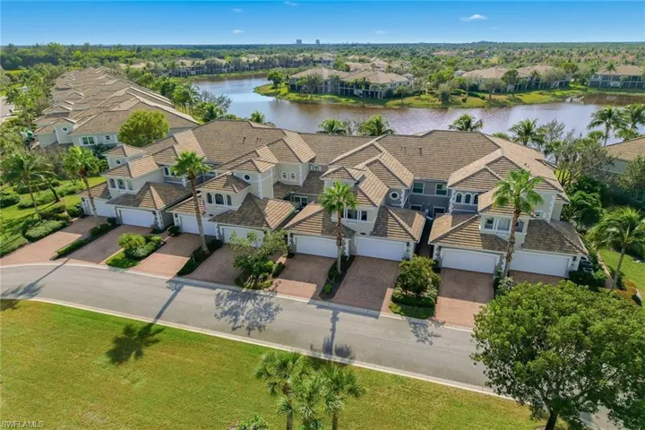 9233 Museo Cir 103, Naples, Florida 34114