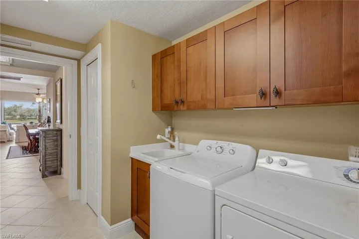 9233 Museo Cir 103, Naples, Florida 34114