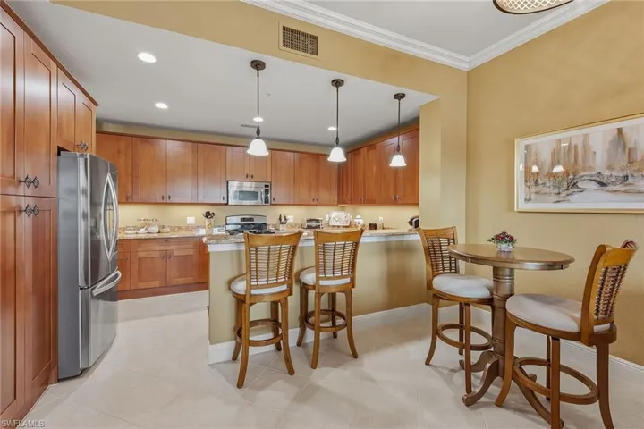 9233 Museo Cir 103, Naples, Florida 34114