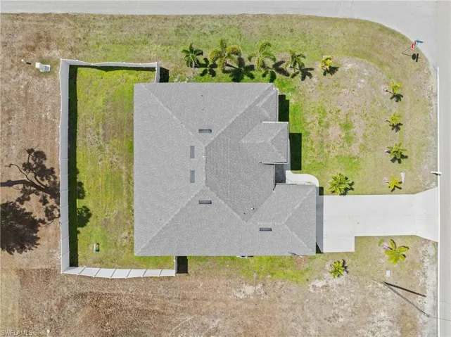 Aerial view of property and surrounding area