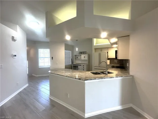 6922 Satinleaf Rd N 203, Naples, Florida 34109