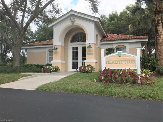 6922 Satinleaf Rd N 203, Naples, Florida 34109