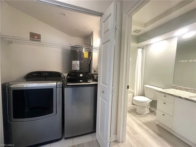 6922 Satinleaf Rd N 203, Naples, Florida 34109