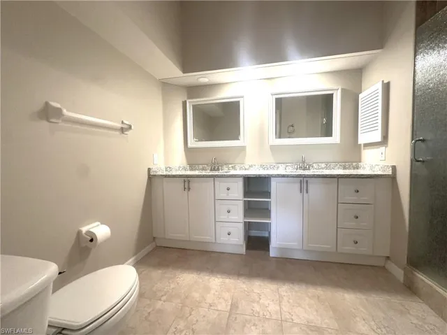 6922 Satinleaf Rd N 203, Naples, Florida 34109