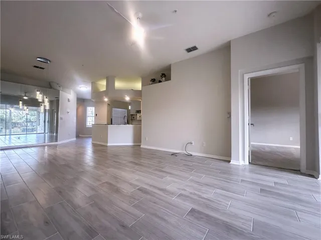 6922 Satinleaf Rd N 203, Naples, Florida 34109