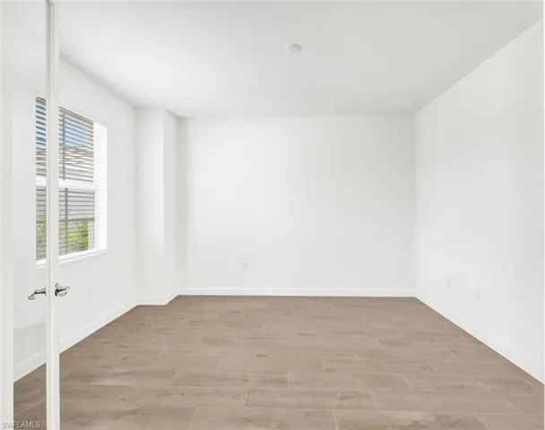 den or 3rd bedroom
