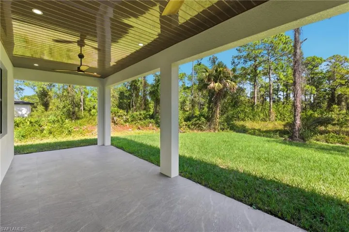 View of patio / terrace with a ceiling fan