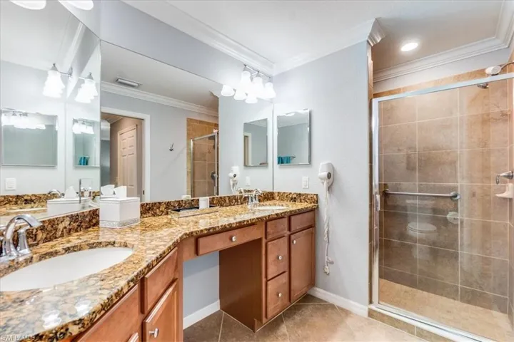 Dual sinks