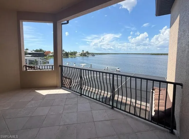 Second Story Bonus Room Lanai