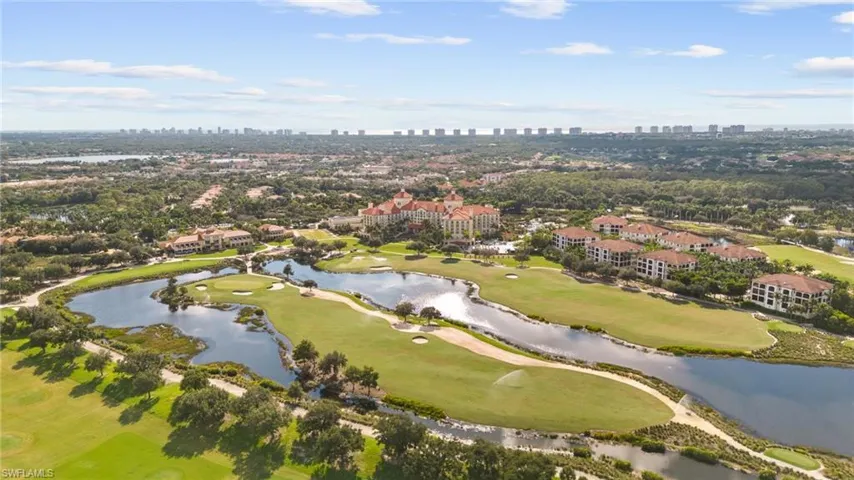 2738  Tiburon E BLVD, Naples, FL 34109