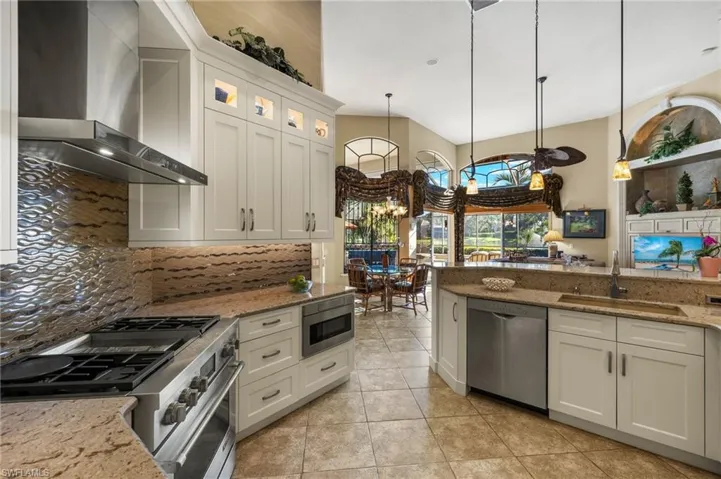 23871  Sanctuary Lakes  CT, Bonita Springs, FL 34134