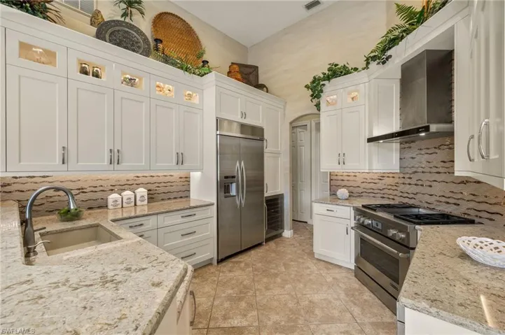 23871  Sanctuary Lakes  CT, Bonita Springs, FL 34134