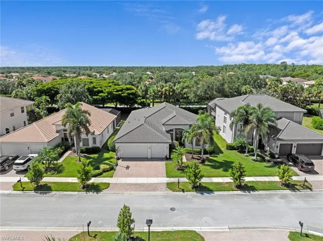 1813  Senegal Date  DR, Naples, FL 34119