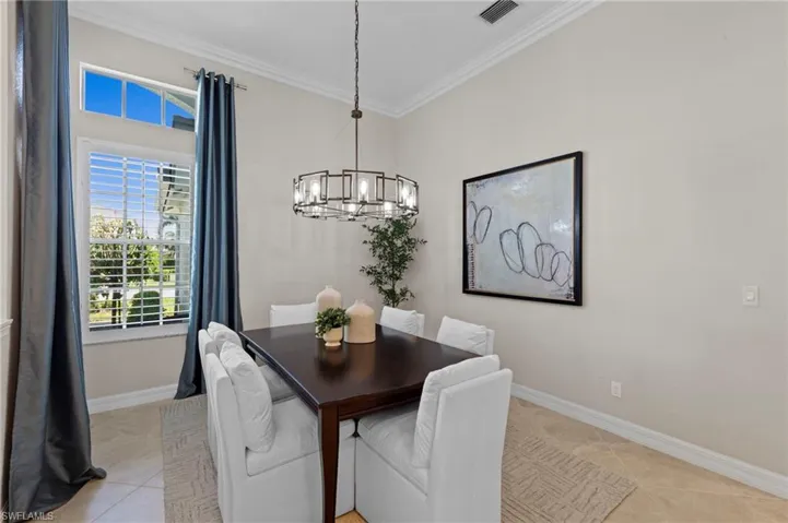 1813  Senegal Date  DR, Naples, FL 34119